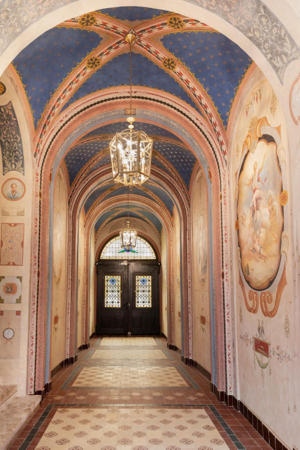 Boutique Hotel Gaia Кечкемет Екстер'єр фото