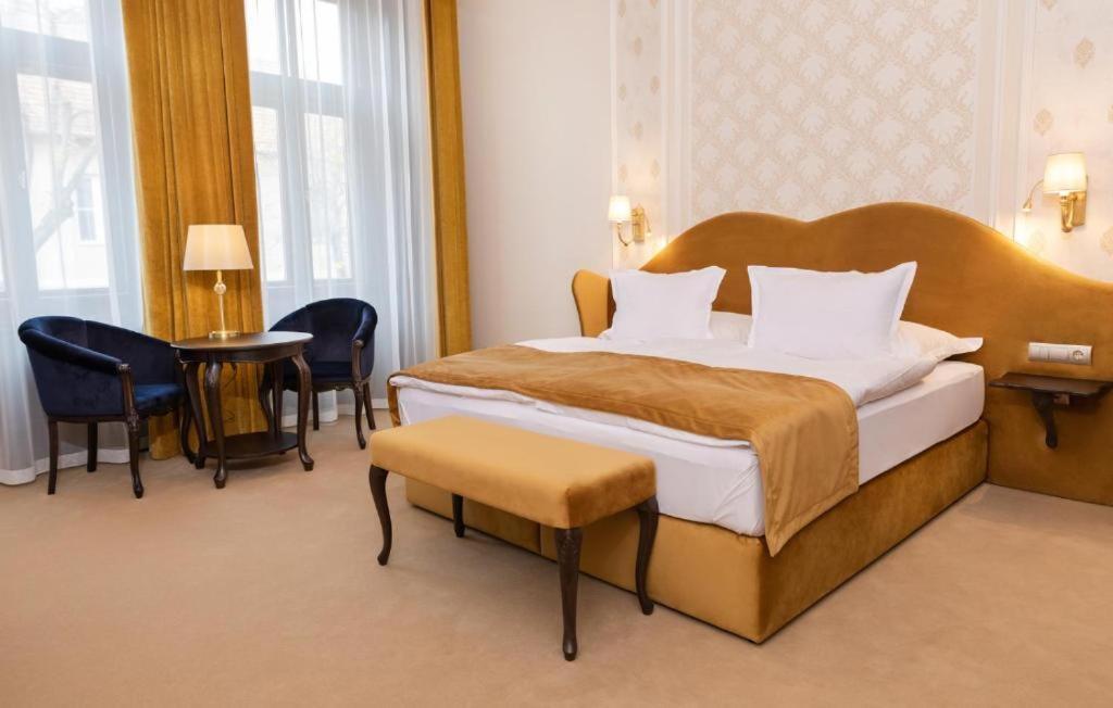 Boutique Hotel Gaia Кечкемет Екстер'єр фото