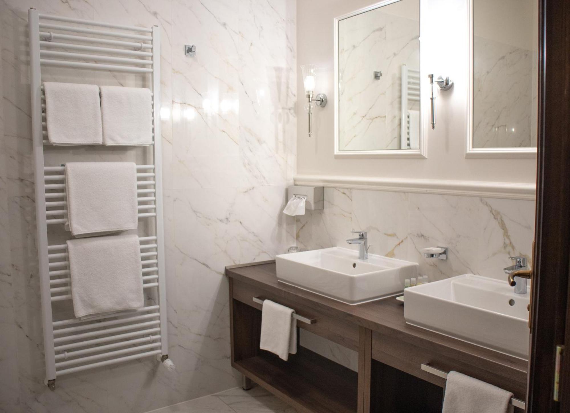 Boutique Hotel Gaia Кечкемет Екстер'єр фото